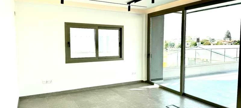 Commercial floor office in agios ioannis, limassol, image 1