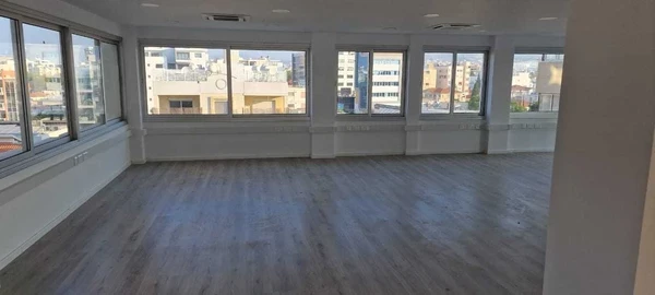 7.5 yield - excellent investment property office space in limassol €775.000, image 1
