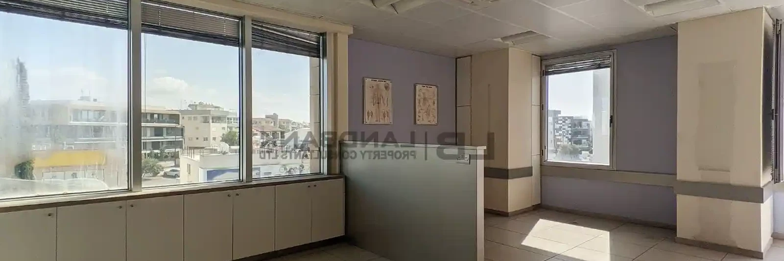 Office in strovolos, nicosia €670.000, image 1