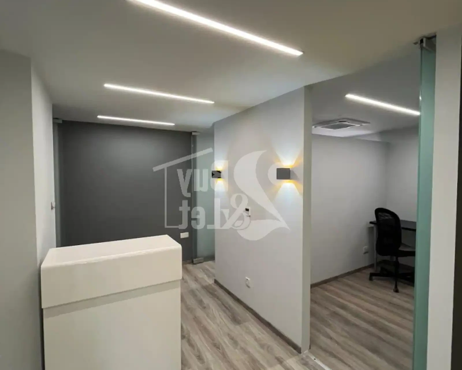 6 office spaces in limassol city center €265.000, image 1