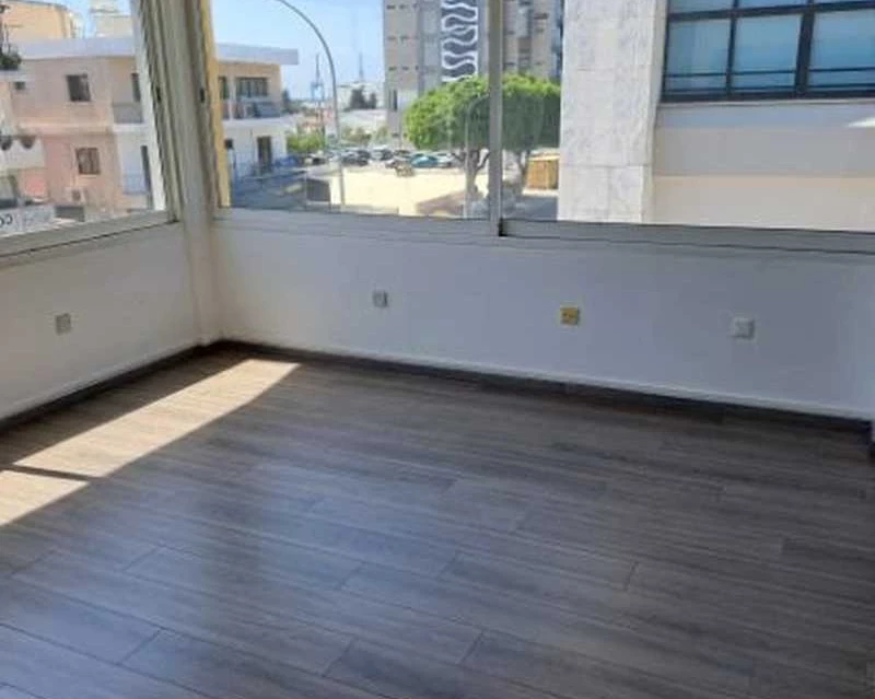 Office in omonia, limassol, image 1