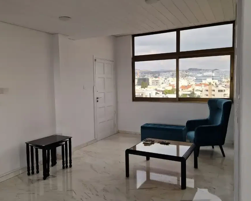 3-bedroom penthouse to rent €3.800, image 1