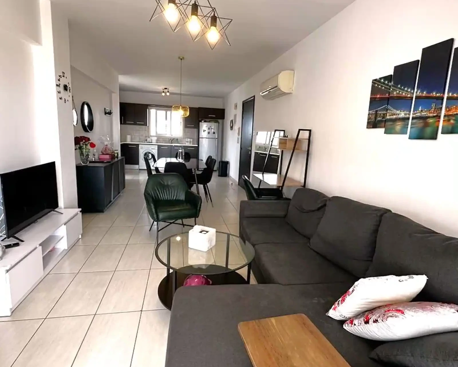 3-bedroom penthouse to rent €1.200, image 1