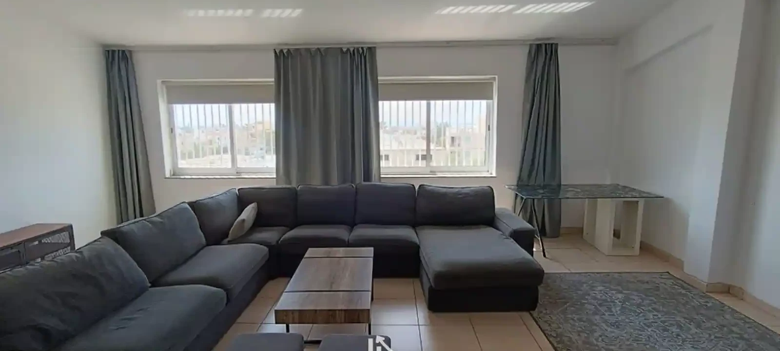 3-bedroom penthouse to rent €1.200, image 1