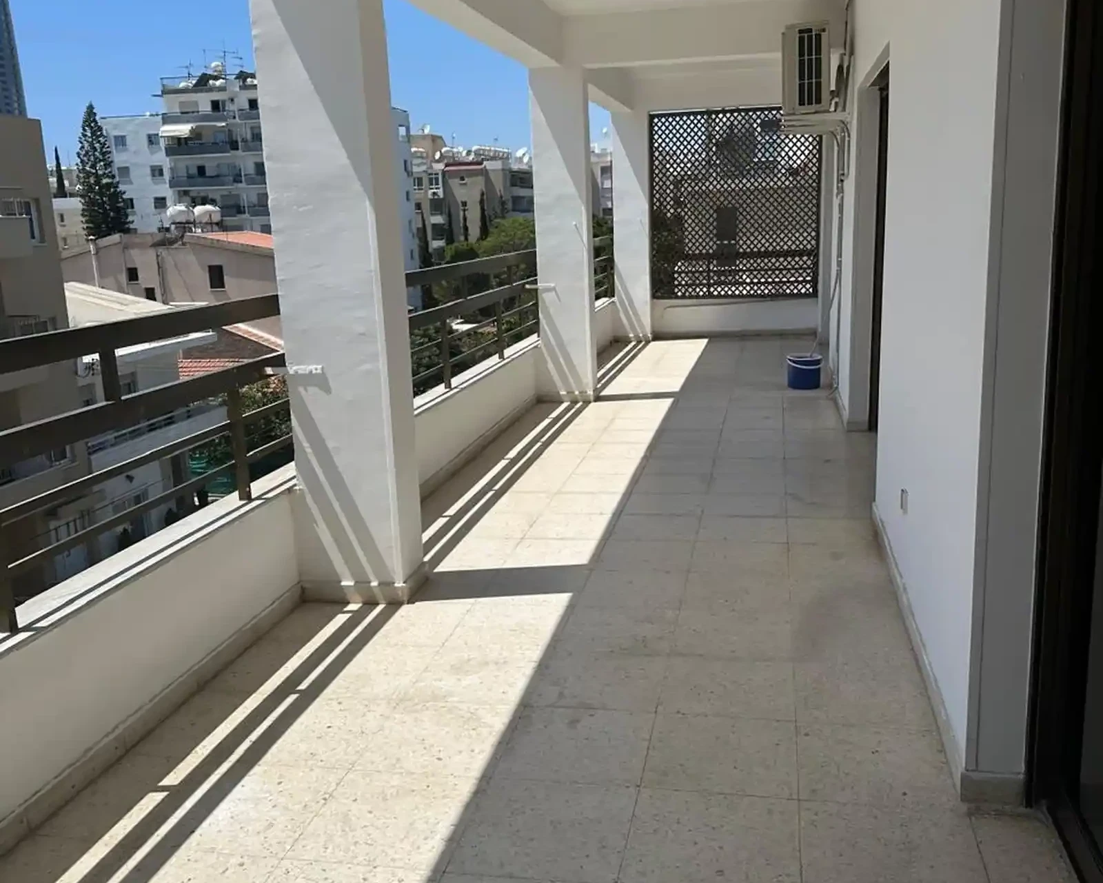 3-bedroom penthouse to rent €1.850, image 1