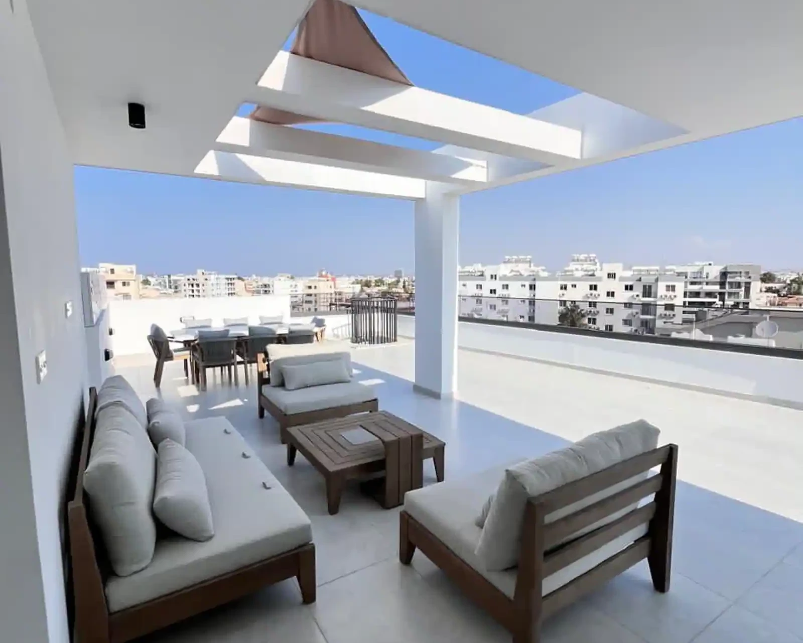 2-bedroom penthouse to rent €1.550, image 1