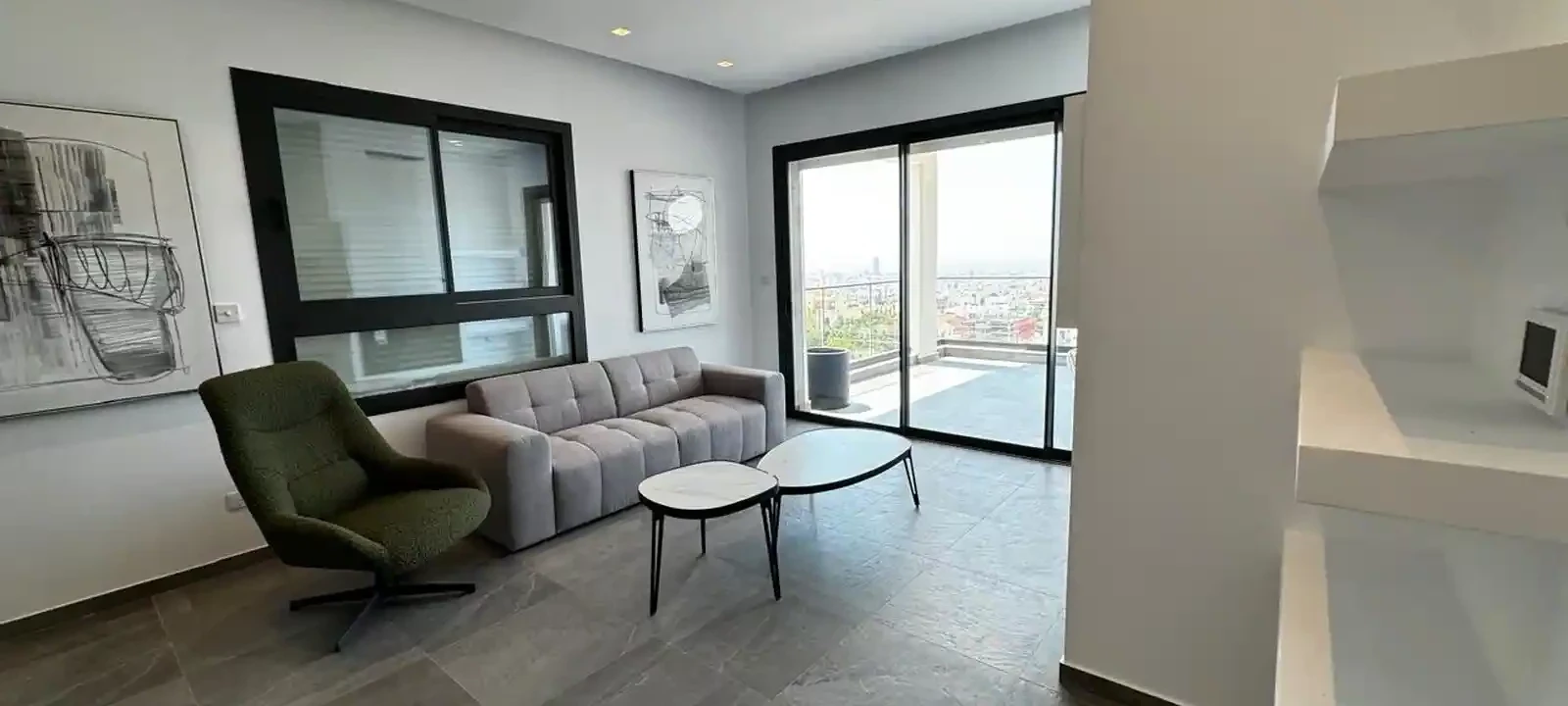 2-bedroom penthouse to rent €2.800, image 1