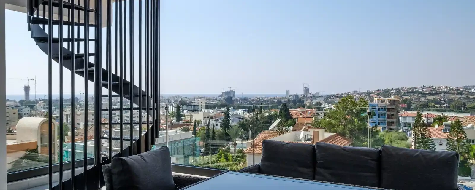 2-bedroom penthouse to rent €2.600, image 1