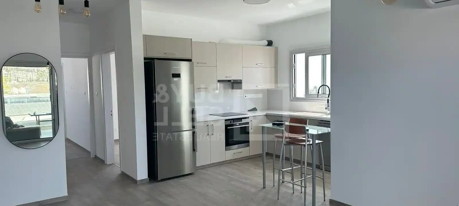 2-bedroom penthouse to rent, image 1