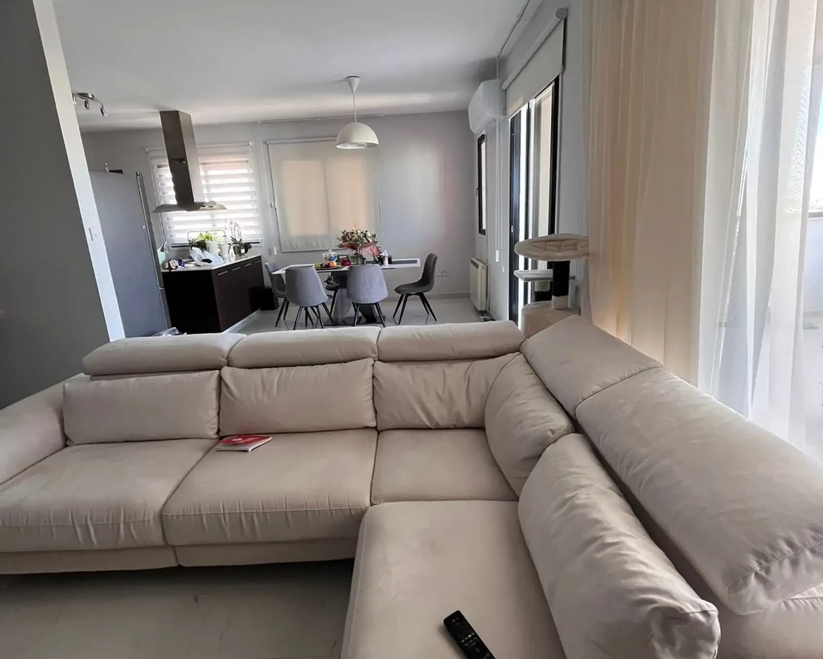 3-bedroom penthouse to rent, image 1