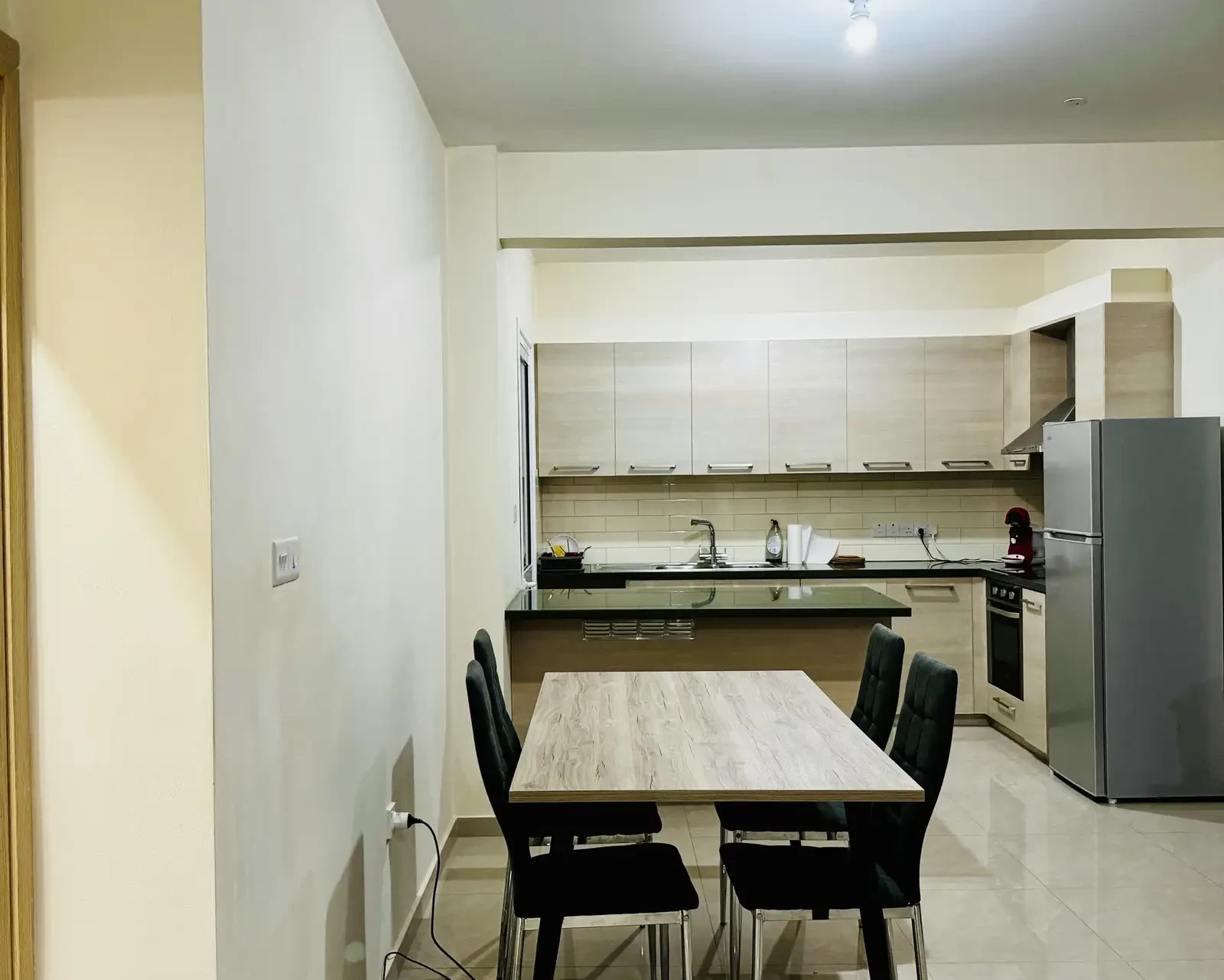 2-bedroom penthouse to rent, image 1