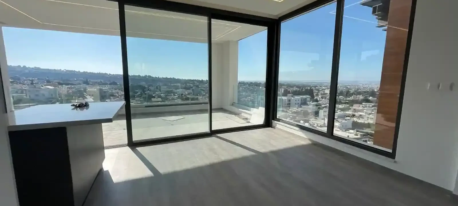 4-bedroom penthouse to rent, image 1