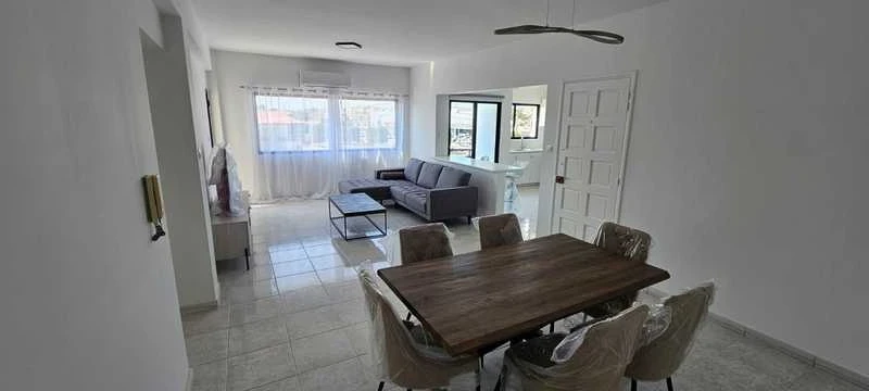 3-bedroom penthouse to rent, image 1