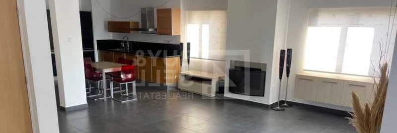 3-bedroom penthouse to rent, image 1