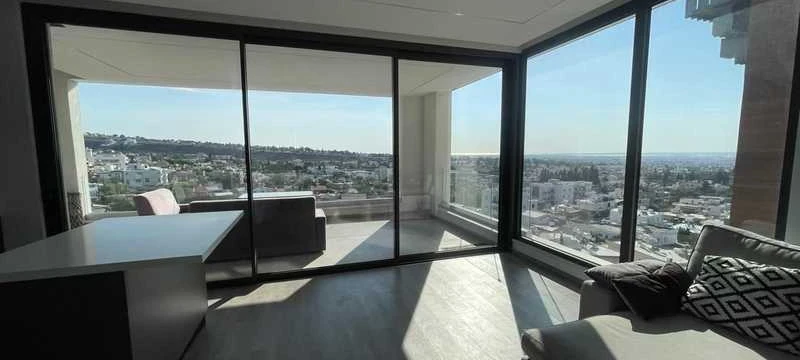 4-bedroom penthouse to rent, image 1