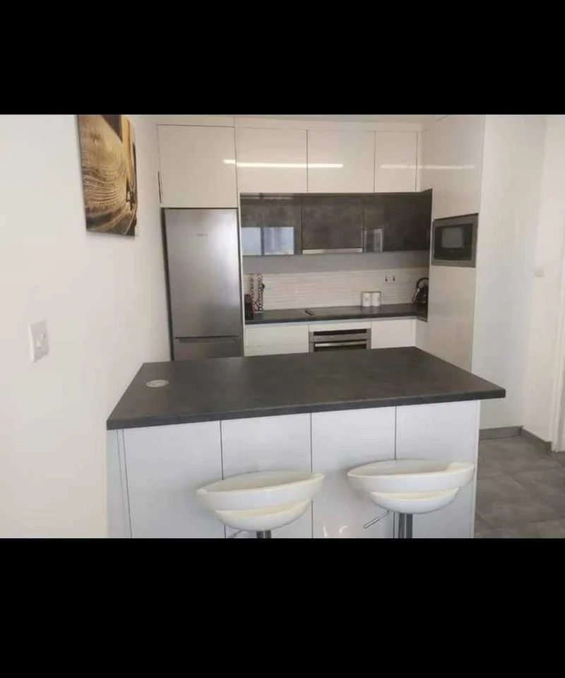 2-bedroom penthouse to rent, image 1