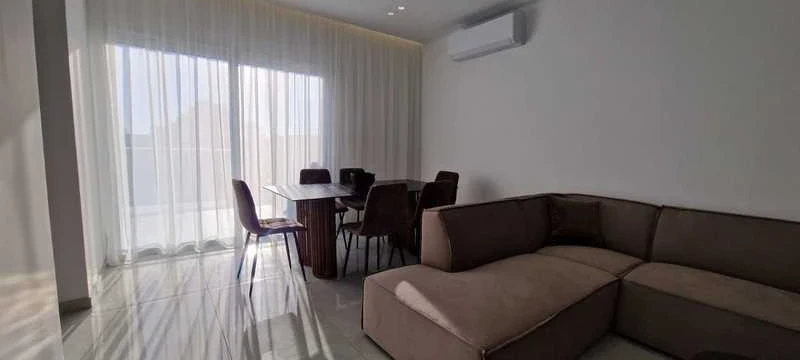 3-bedroom penthouse to rent, image 1