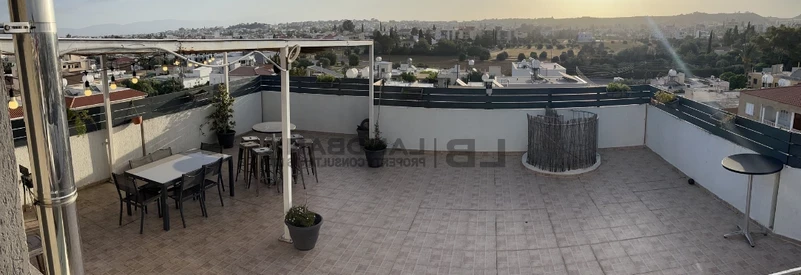 3-bedroom penthouse to rent, image 1