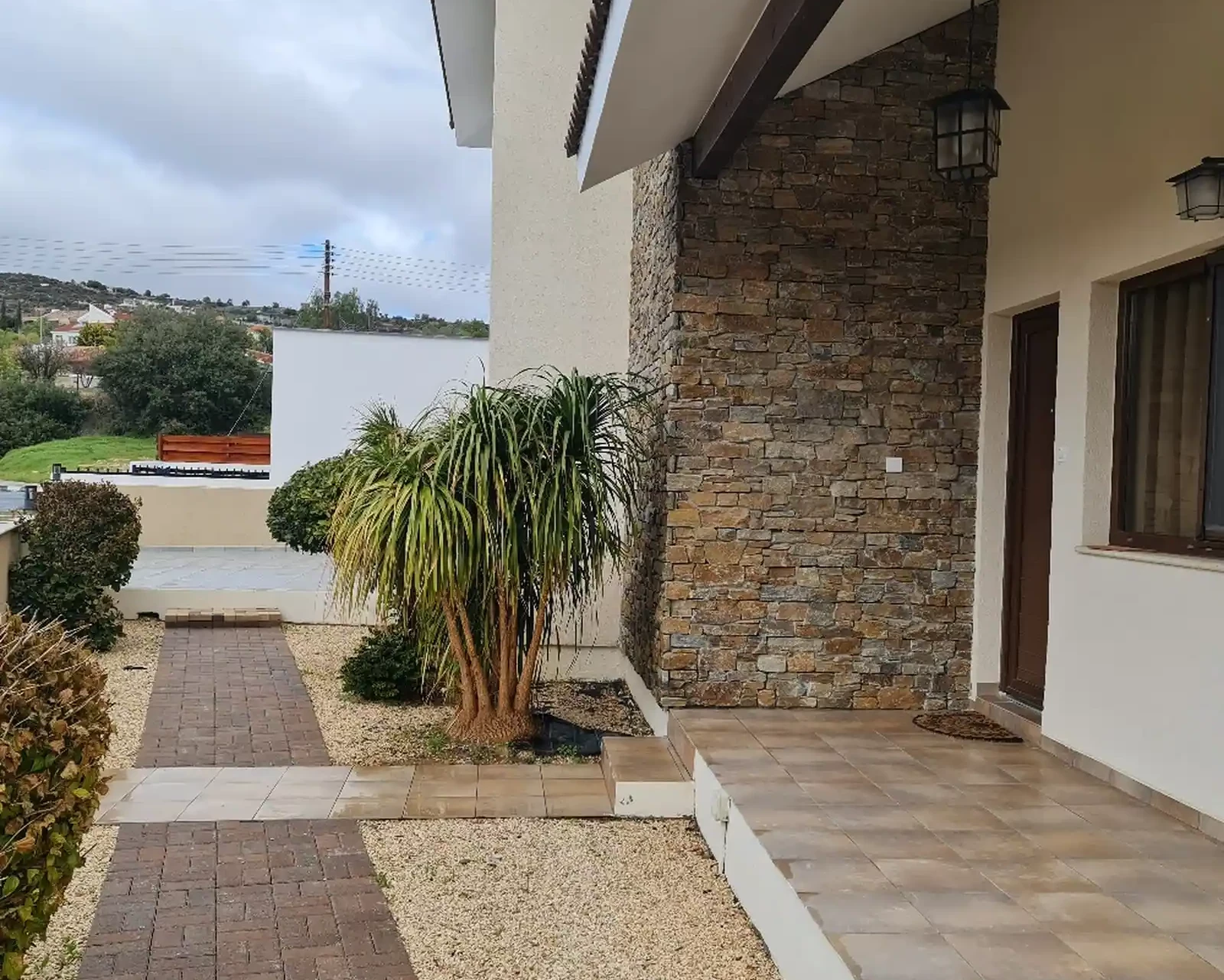 4-bedroom detached house to rent €4.400, image 1