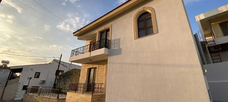 3-bedroom detached house to rent, image 1