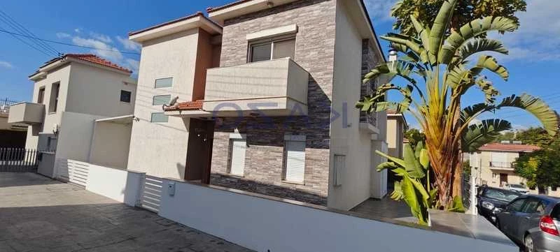 3-bedroom detached house to rent, image 1