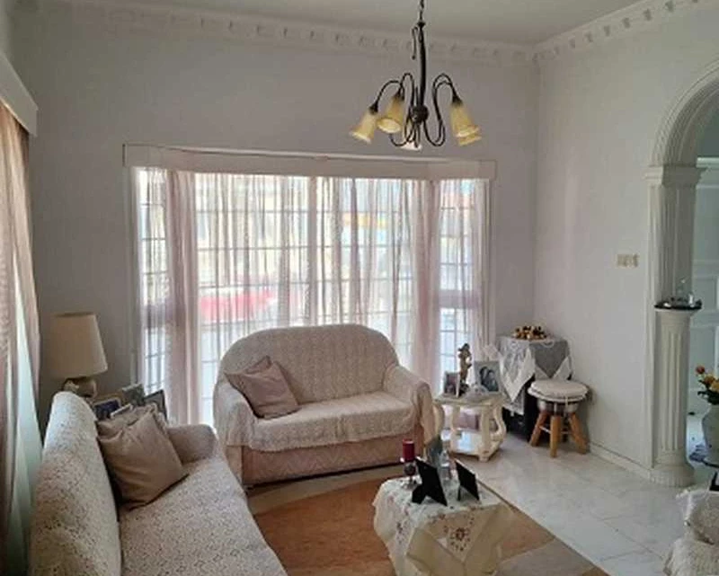 3-bedroom detached house to rent, image 1