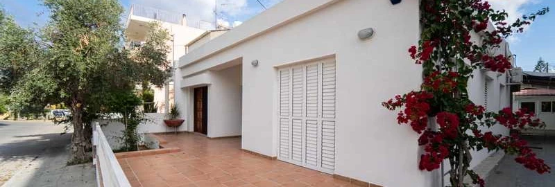 3-bedroom detached house to rent, image 1