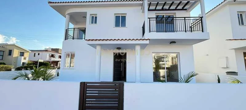 3-bedroom detached house to rent, image 1