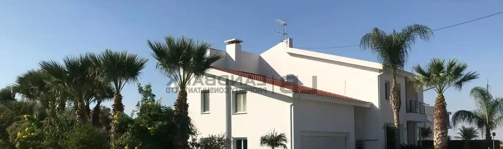 7-bedroom detached house fоr sаle €1.100.000, image 1