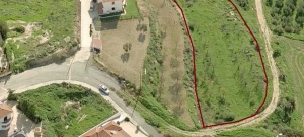 Residential land 2400 m² €75.000, image 1