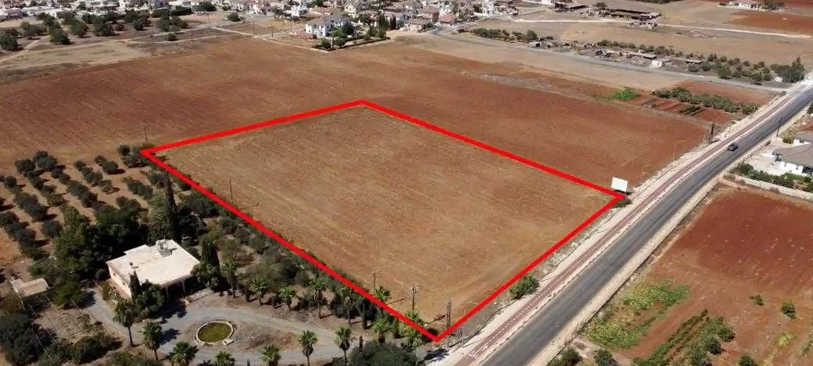 Residential land 8802 m², image 1