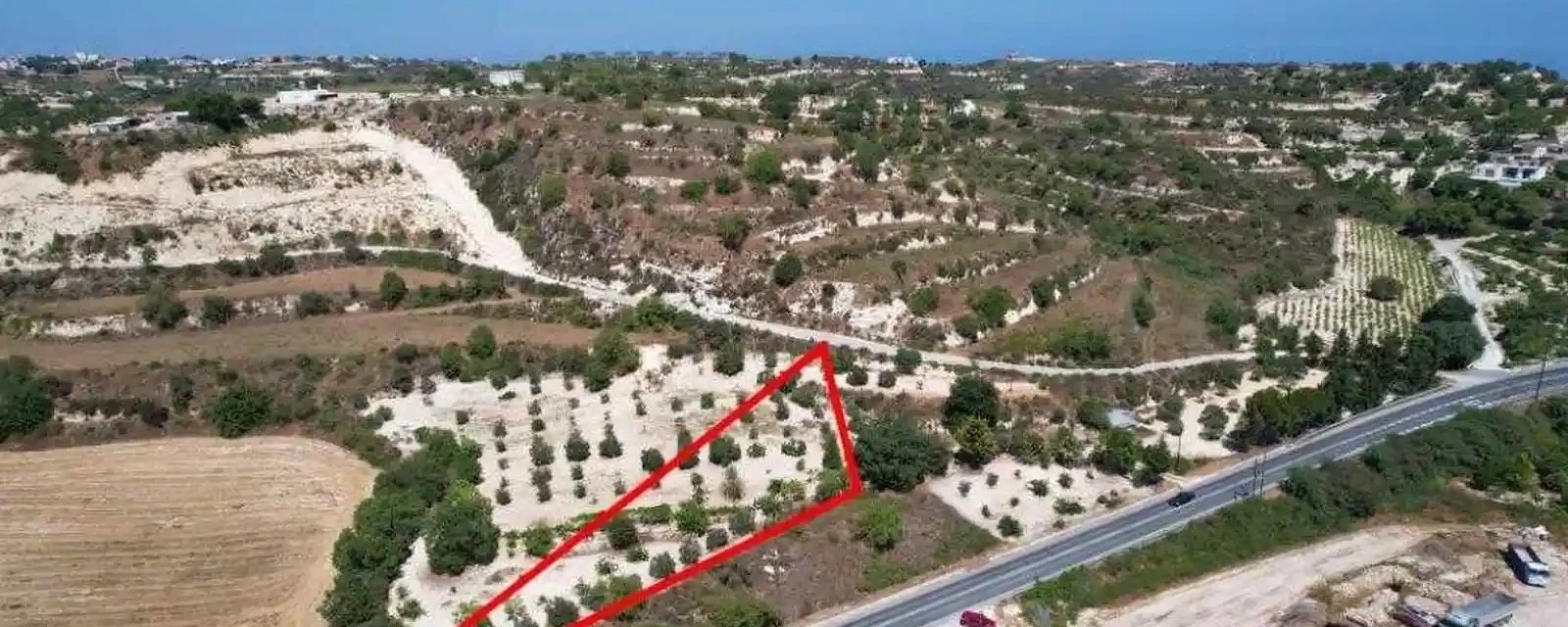 Residential land 1649 m², image 1