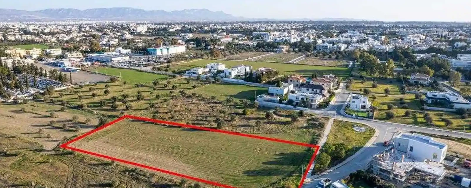 Residential land 4701 m², image 1