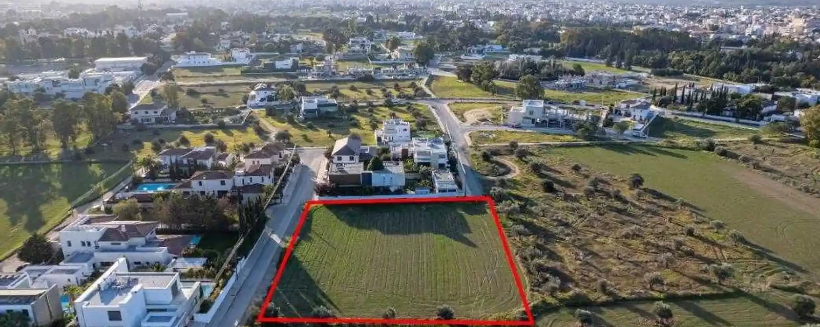 Residential land 3336 m², image 1