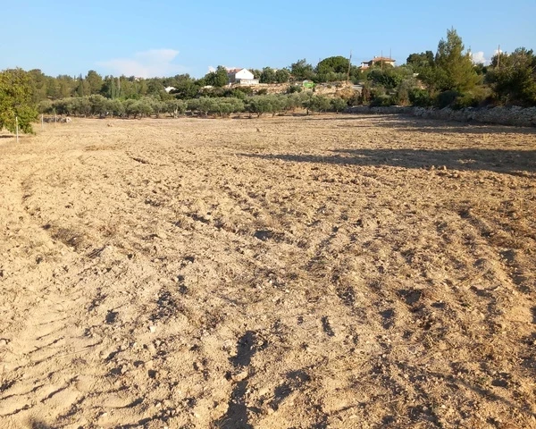 Residential land 8300 m² €996.000, image 1