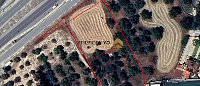 Residential land 4141 m², image 1