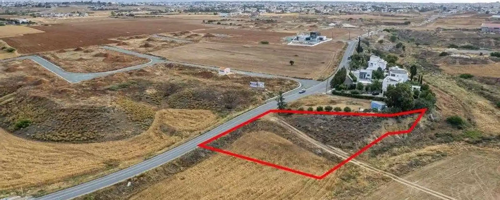 Residential land 2119 m², image 1