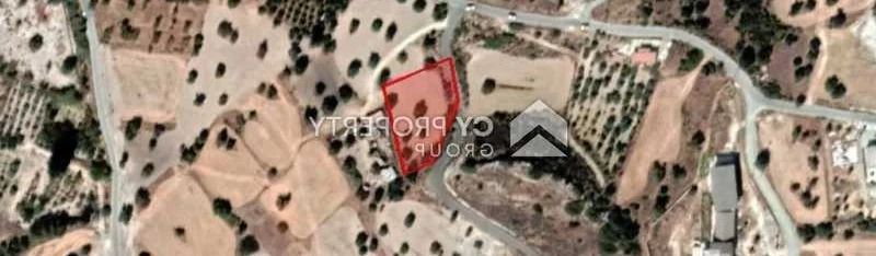 Residential land 2040 m², image 1