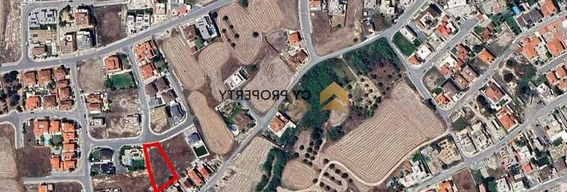 Residential land 1306 m², image 1