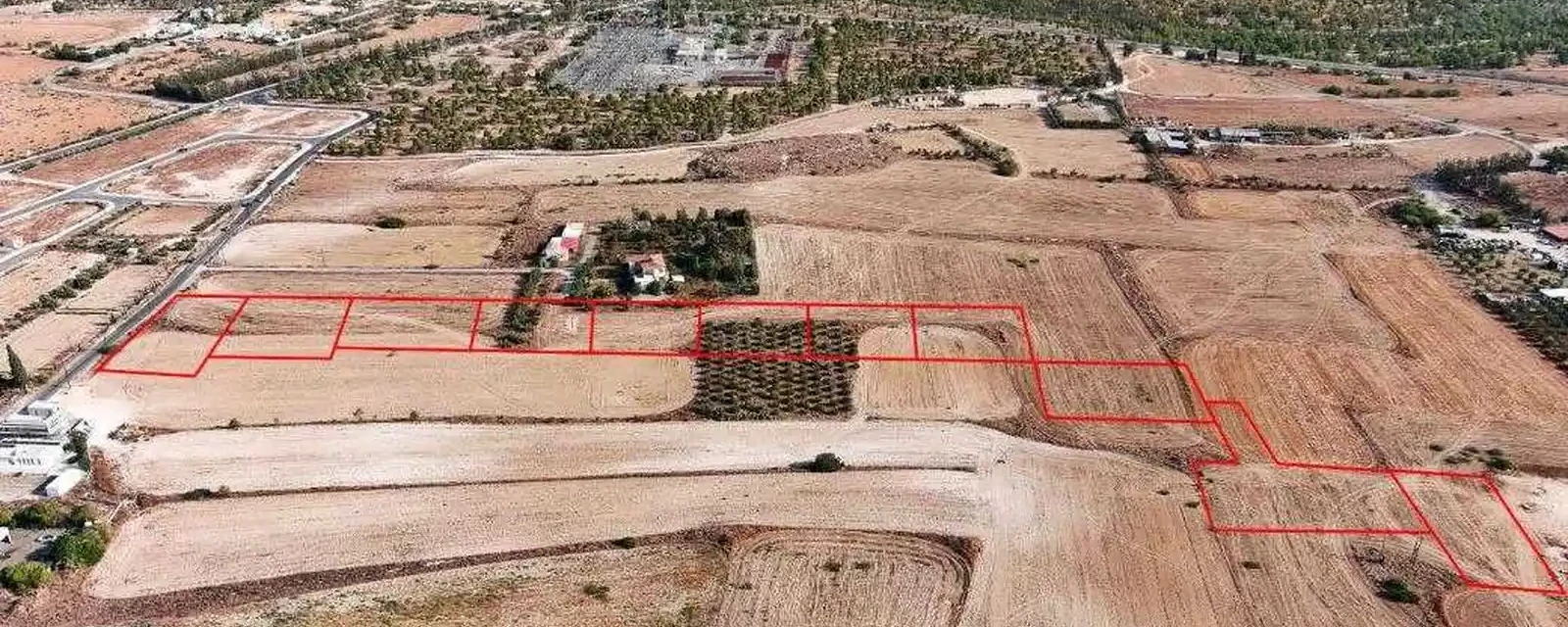 Residential land 16542 m², image 1