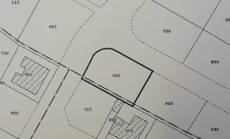 Residential land 521 m², image 1