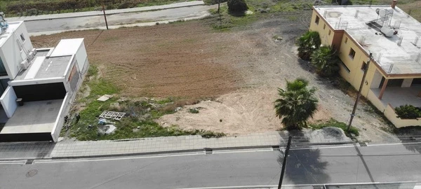 Residential land 568 m² €105.000, image 1