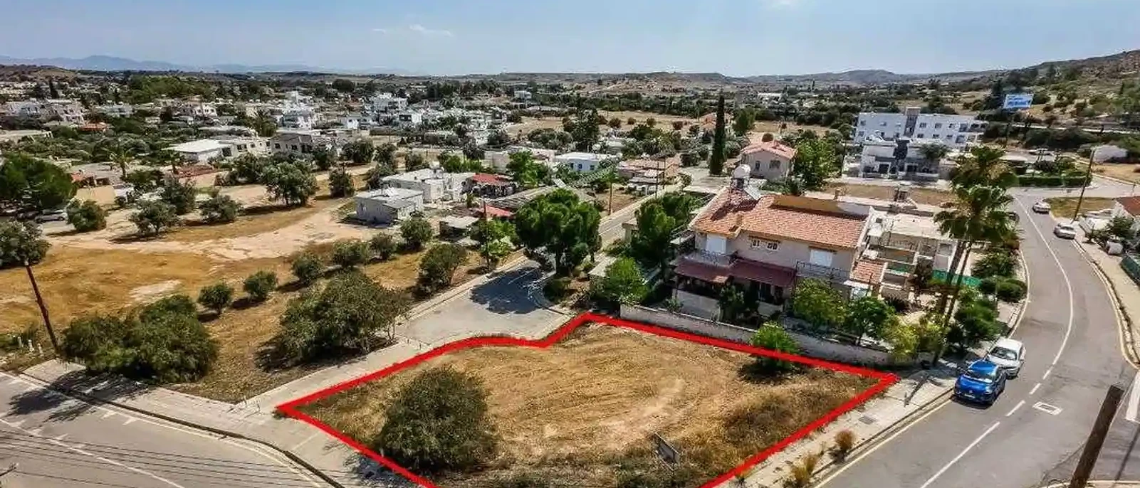 Residential land 565 m², image 1