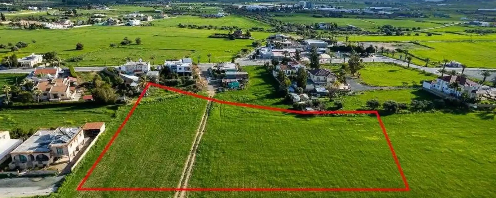 Residential land 7024 m², image 1