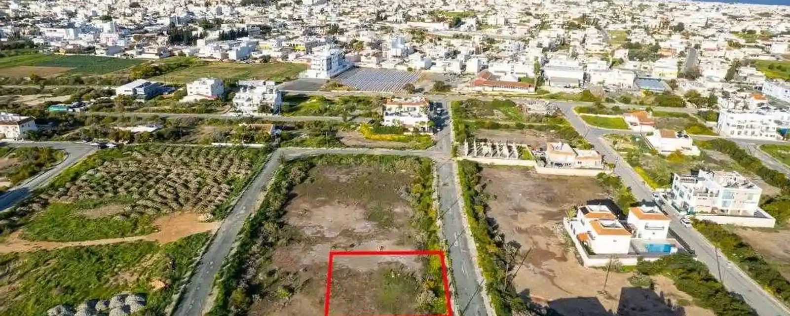 Residential land 576 m², image 1