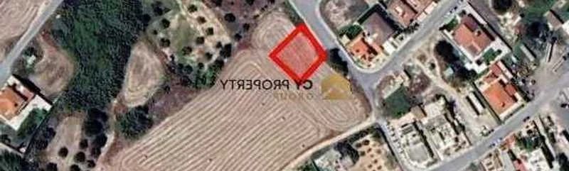 Residential land 544 m², image 1