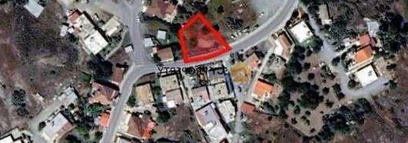 Residential land 707 m², image 1