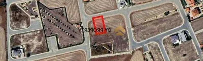 Residential land 575 m², image 1