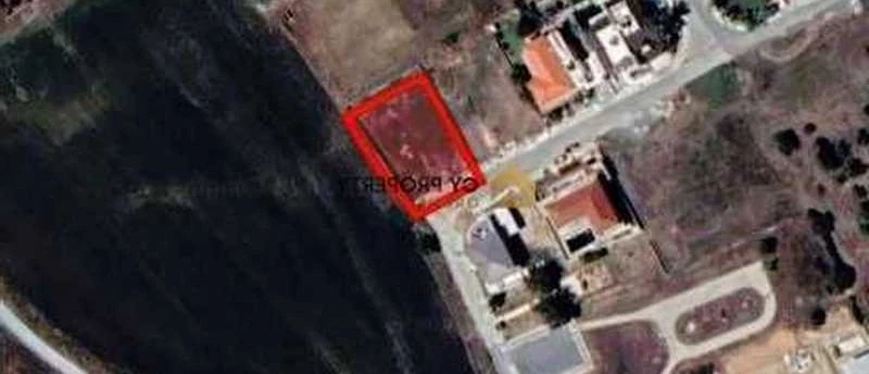 Residential land 716 m², image 1