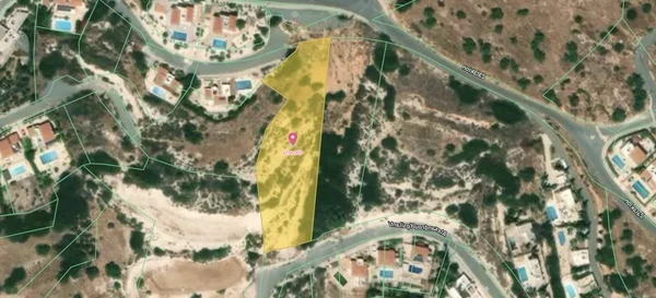 Residential land 3200 m² €220.000, image 1